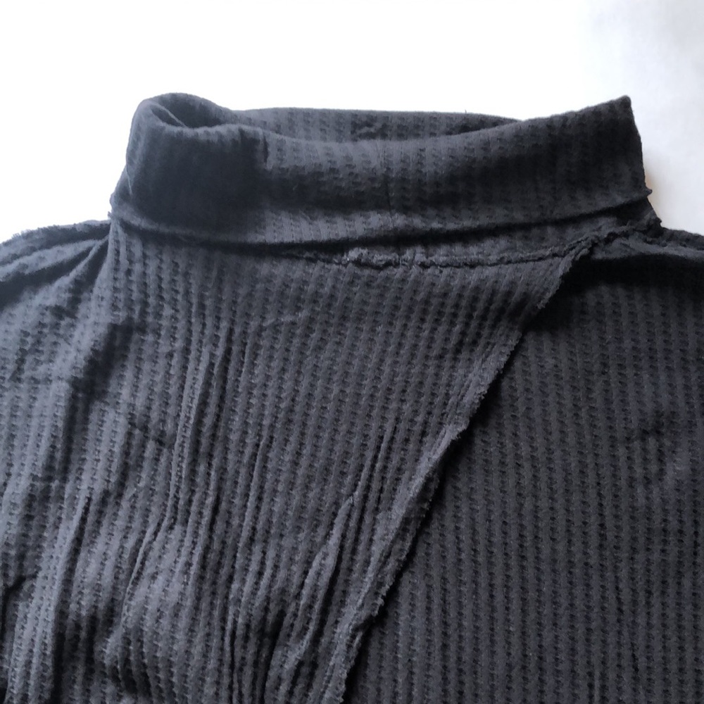 NWT Free People Juicy Long Sleeve Thermal Knit Shirt In Black Size Small - Picture 10 of 15